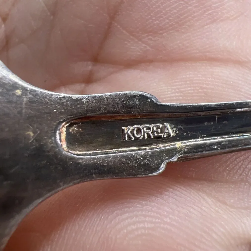 International Silver-plate Korea Teaspoon Spoon Royal Shell / Shell Tip